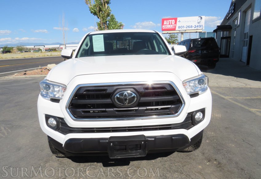 2019 Toyota Tacoma - Image 11