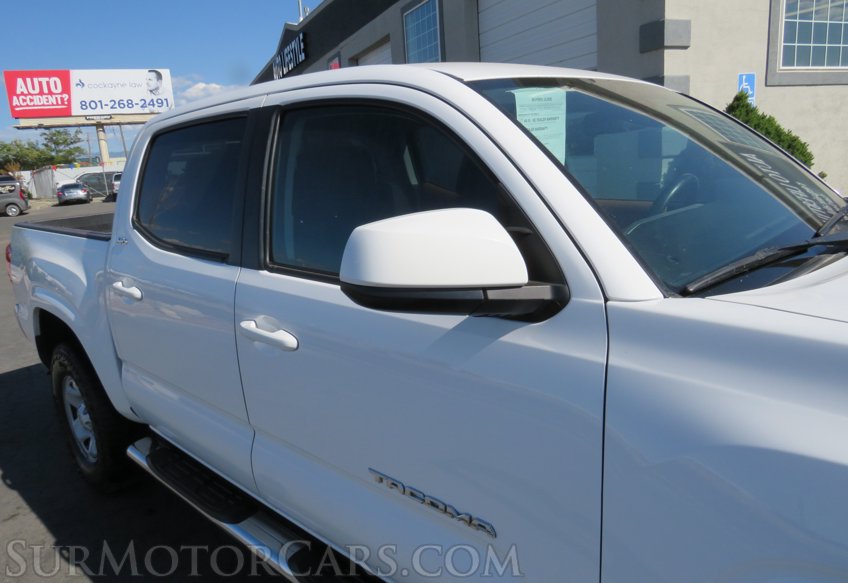 2019 Toyota Tacoma - Image 16