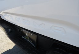 2019 Toyota Tacoma - Image 22