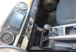 2019 Toyota Tacoma - Image 40