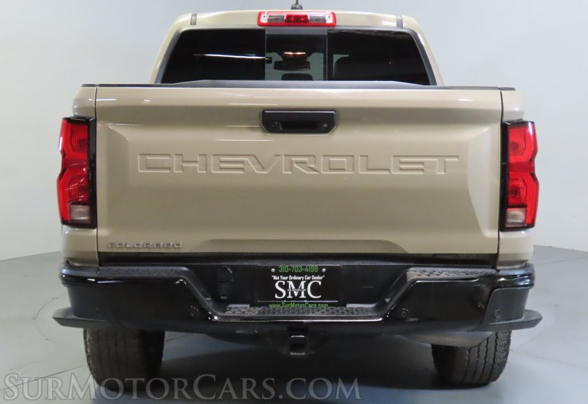2023 Chevrolet Colorado - Image 11