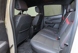 2023 Chevrolet Colorado - Image 31