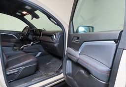 2023 Chevrolet Colorado - Image 22