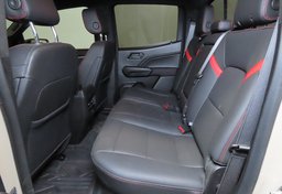 2023 Chevrolet Colorado - Image 27