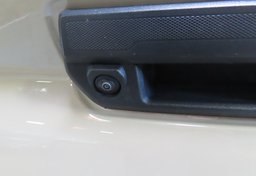 2023 Chevrolet Colorado - Image 18