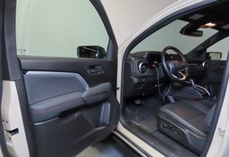 2023 Chevrolet Colorado - Image 21