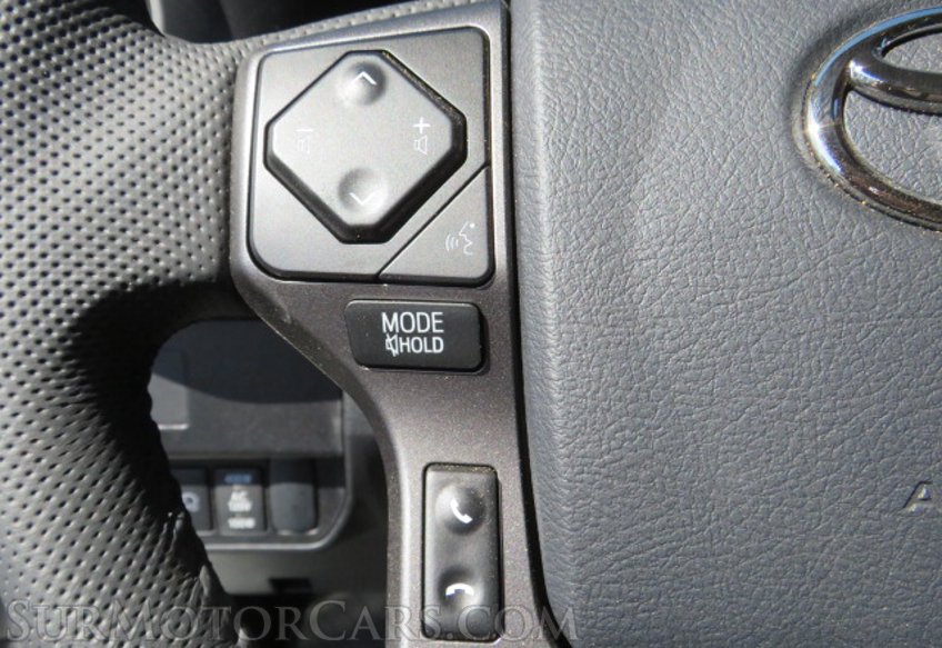 2023 Toyota Tacoma 4WD - Image 34