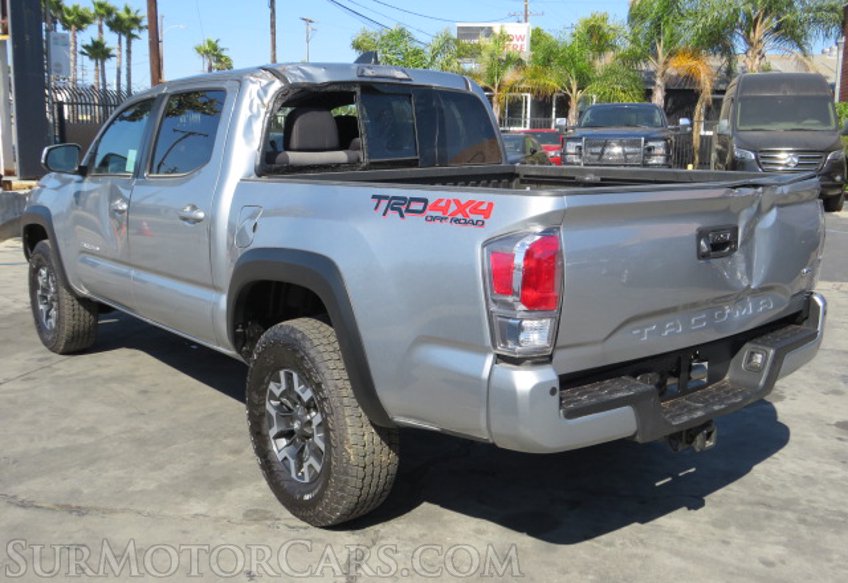 2023 Toyota Tacoma 4WD - Image 10