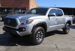 2023 Toyota Tacoma 4WD - Image 3
