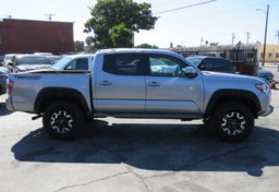 2023 Toyota Tacoma 4WD - Image 5