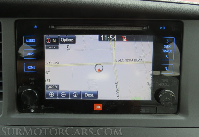 2015 Toyota Sienna - Image 35