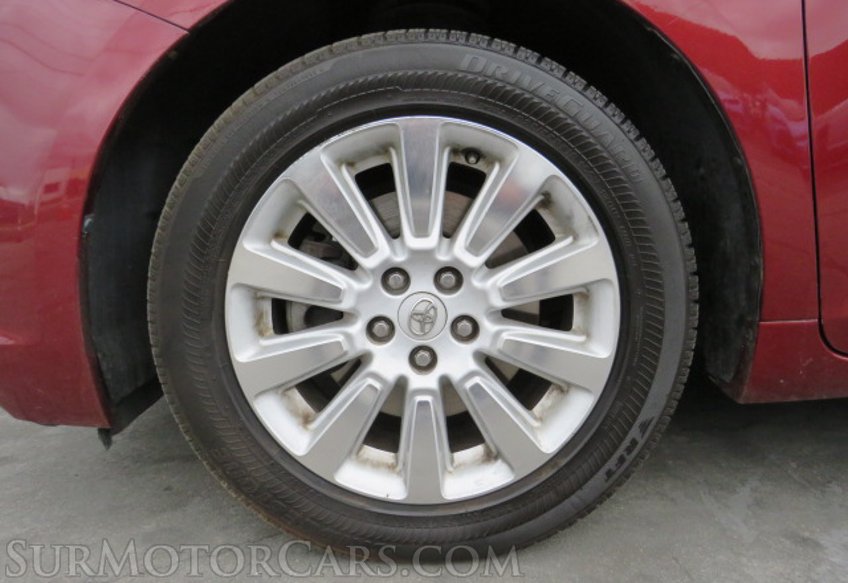 2015 Toyota Sienna - Image 56