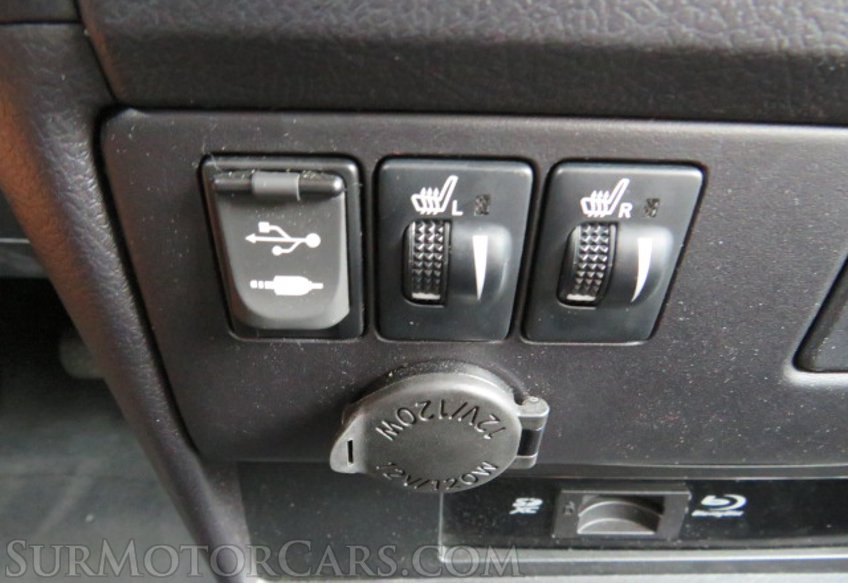 2015 Toyota Sienna - Image 36