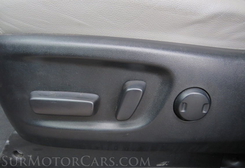 2015 Toyota Sienna - Image 54