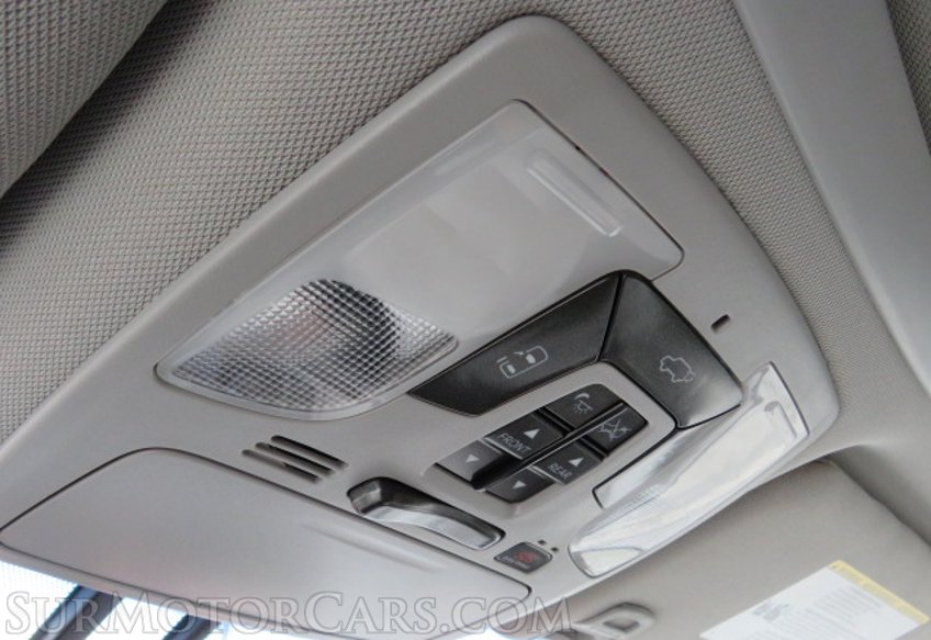 2015 Toyota Sienna - Image 45