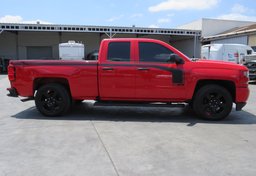 2017 Chevrolet Silverado 1500 - Image 11