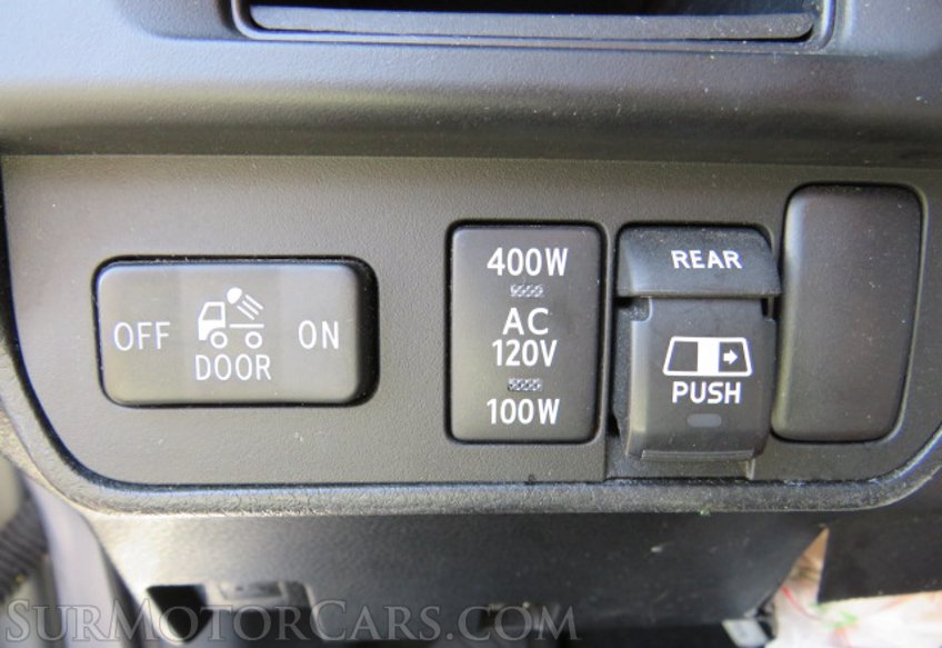 2017 Toyota Tacoma - Image 39