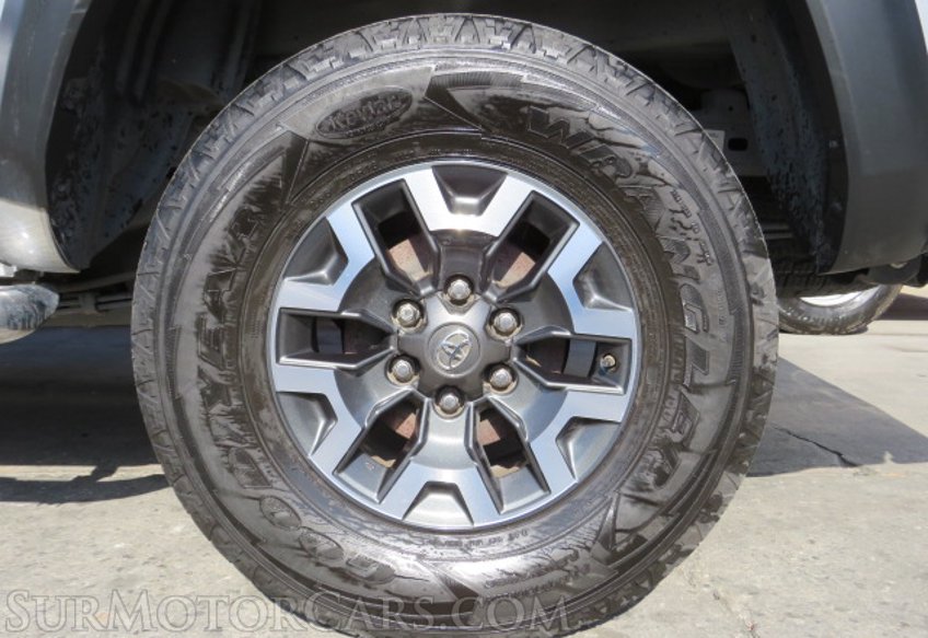 2017 Toyota Tacoma - Image 17