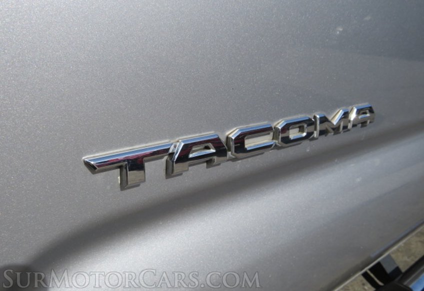 2017 Toyota Tacoma - Image 20