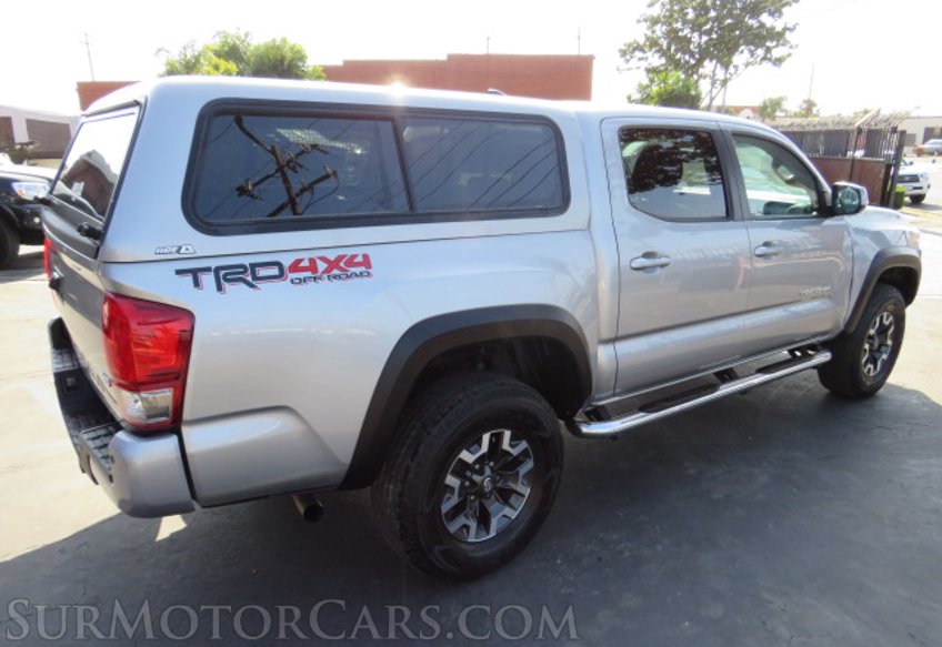 2017 Toyota Tacoma - Image 5