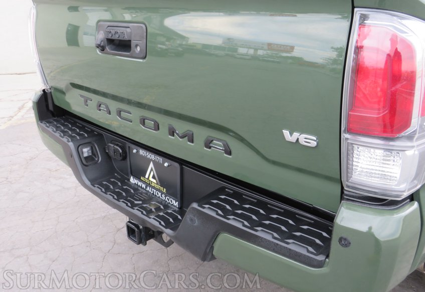 2021 Toyota Tacoma 4WD - Image 24