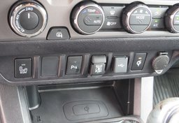 2021 Toyota Tacoma 4WD - Image 41