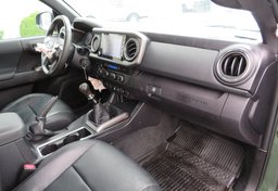2021 Toyota Tacoma 4WD - Image 31