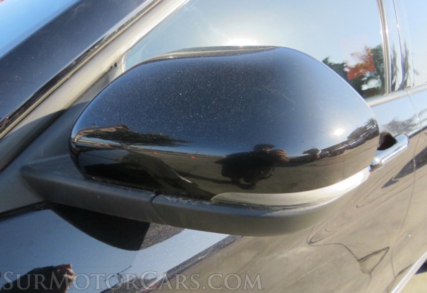 2020 Ford Explorer - Image 16