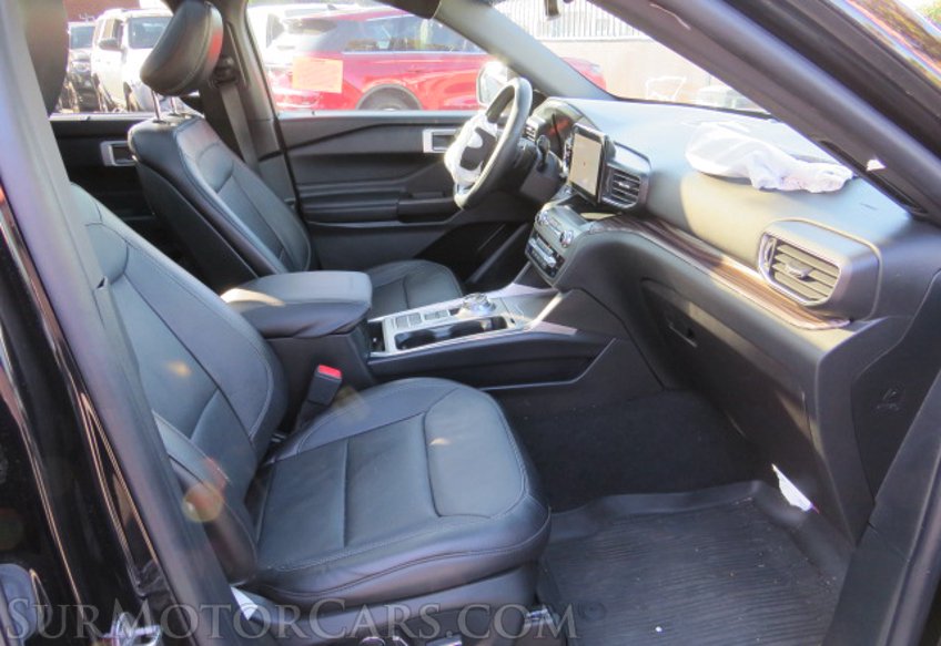 2020 Ford Explorer - Image 26