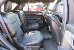 2020 Ford Explorer - Image 30