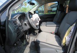 2018 Nissan Titan - Image 29