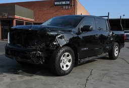 2018 Nissan Titan - Image 6