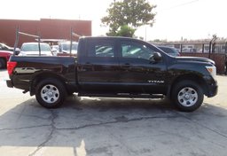 2018 Nissan Titan - Image 3