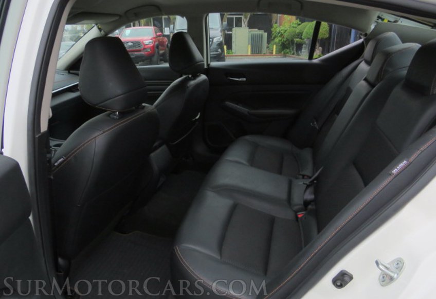 2022 Nissan Altima - Image 30