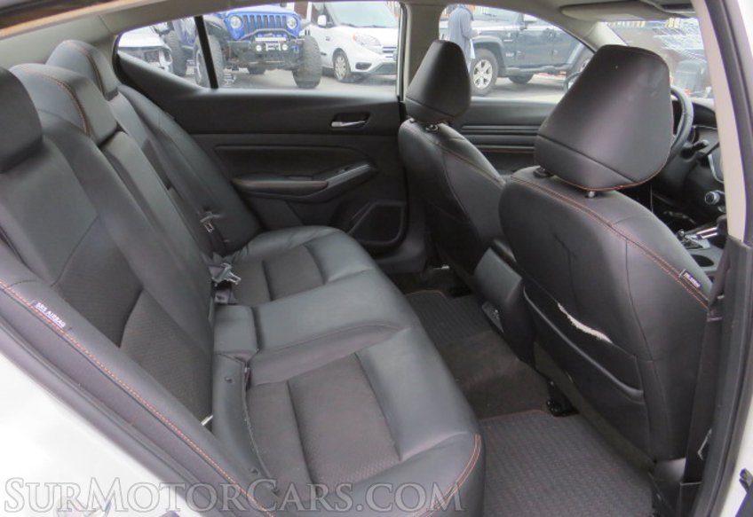 2022 Nissan Altima - Image 29