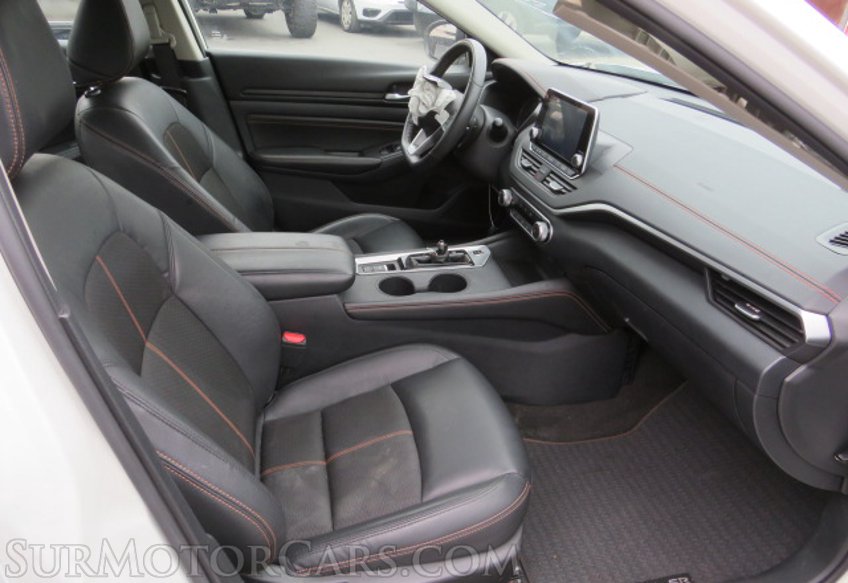 2022 Nissan Altima - Image 26