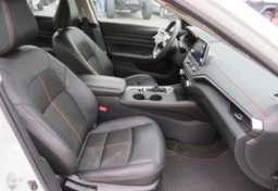 2022 Nissan Altima - Image 24