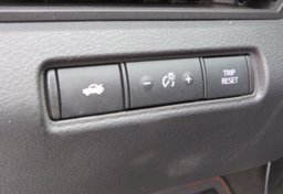 2022 Nissan Altima - Image 38