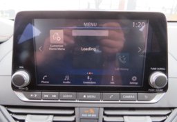 2022 Nissan Altima - Image 35