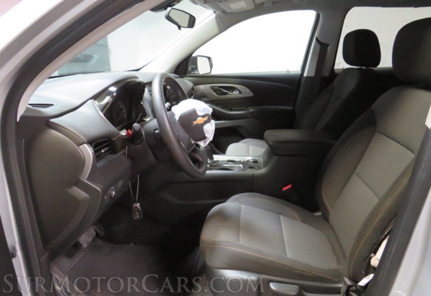 2020 Chevrolet Traverse - Image 24