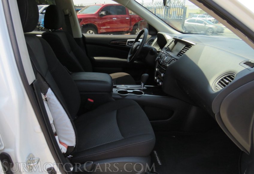 2020 Nissan Pathfinder - Image 27