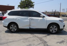 2020 Nissan Pathfinder - Image 12