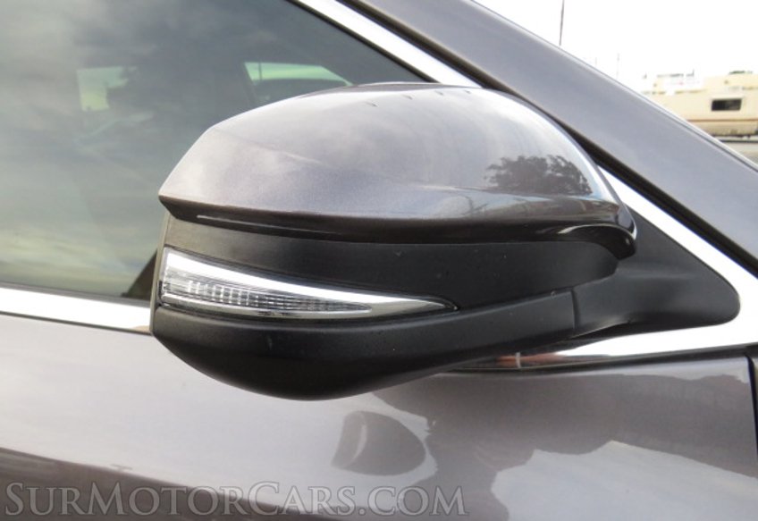 2016 Toyota Highlander - Image 16