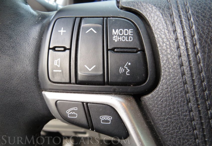 2016 Toyota Highlander - Image 34