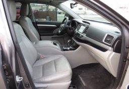 2016 Toyota Highlander - Image 23
