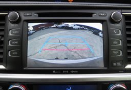 2016 Toyota Highlander - Image 39