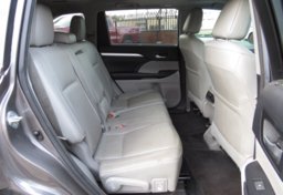 2016 Toyota Highlander - Image 28