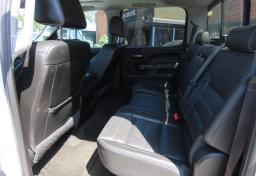 Thumbnail of 2016 GMC Sierra 2500HD