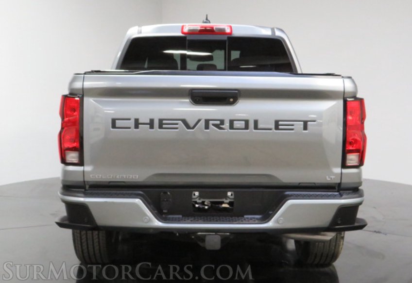 2023 Chevrolet Colorado - Image 12