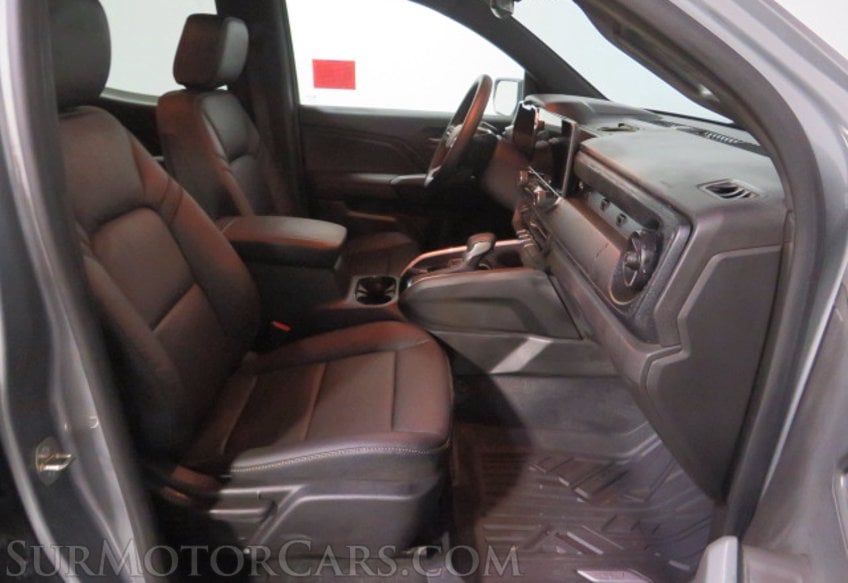 2023 Chevrolet Colorado - Image 31